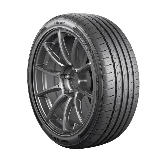 Summer UHP tire